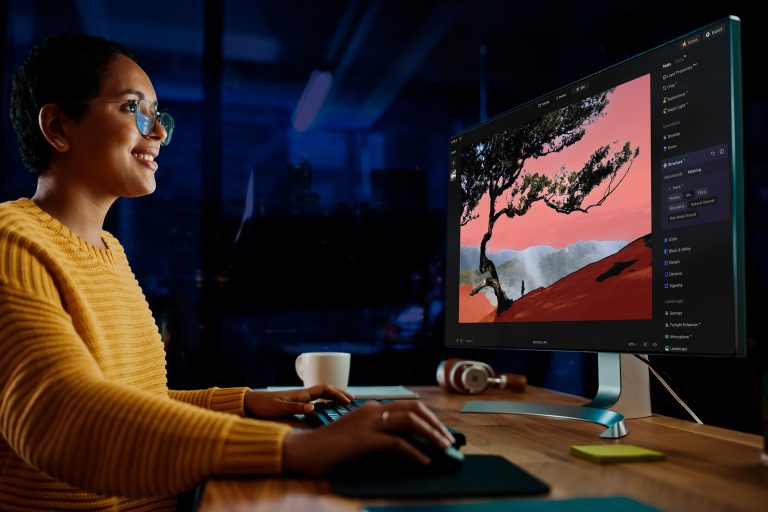 Give your snapshots the magazine cover treatment with this Luminar Neo bundle