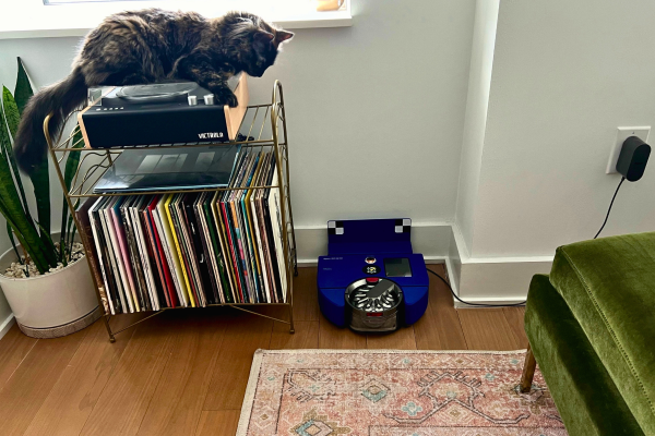 As a Dyson stan, I wouldnt tell anyone to buy the Dyson 360 Vis Nav robot vacuum