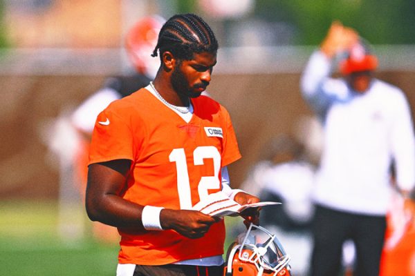 Browns Rookie QB Shedeur Sanders Misses Team Drills With ‘Arm Soreness’