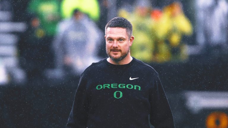 Oregon Defeats Iowa on Last-Second Field Goal To Preserve CFP Chances