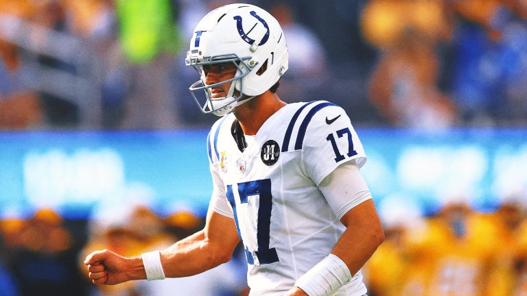 2025 NFL Week 13 Buzz: Daniel Jones Playing Through Fibula Fracture