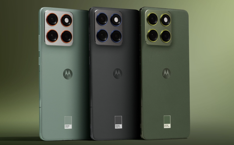 Motorola might be onto something with its iPhone Air challenger