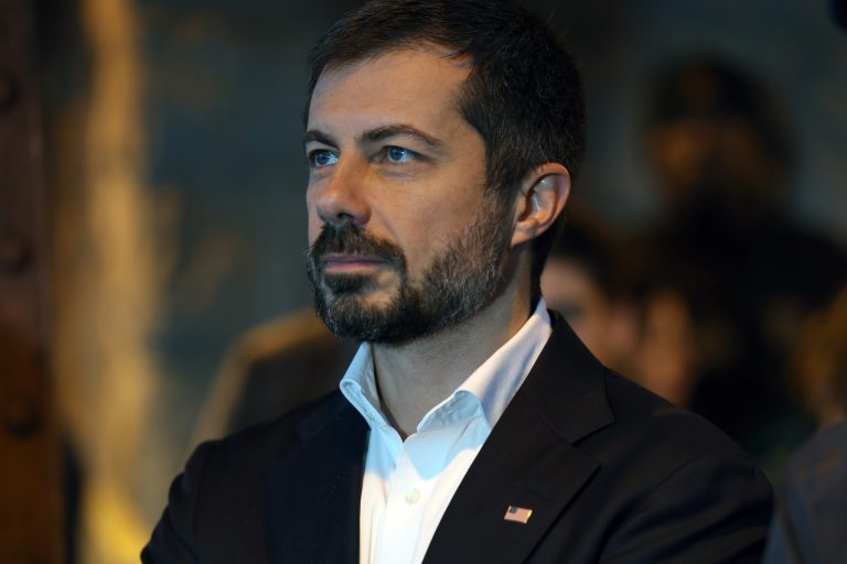 ‘An illegal war’: Democratic 2028ers scold Trump on Venezuela