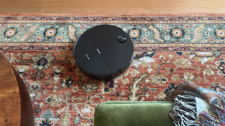 The Roborock Saros 20 Sonic is named for its sonic mopping. Thats not the feature that impressed me.